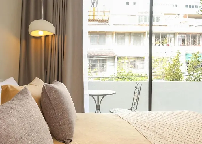 2 Bedrooms 4 Guests Private Floor At Sathorn アパート バンコク都