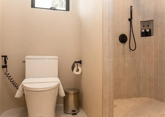 2 Bedrooms 4 Guests Private Floor At Sathorn アパート