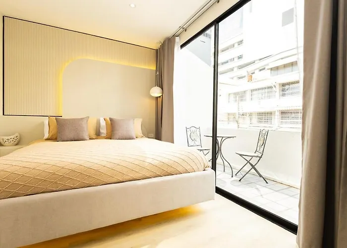 2 Bedrooms 4 Guests Private Floor At Sathorn *